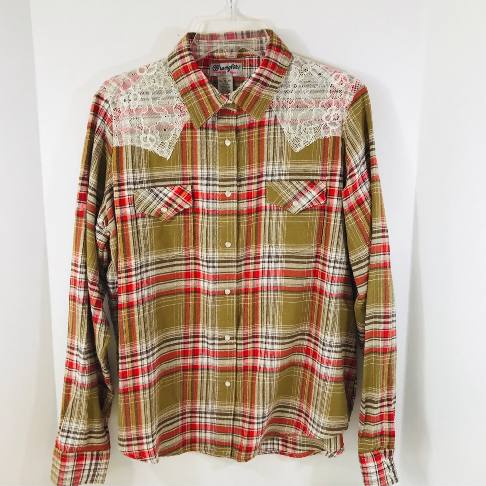 Wranglers Dainty Flannel Buttondown